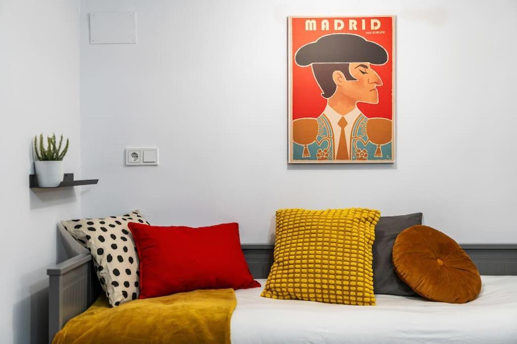 Acogedor Apto Tirso De Molina Madrid Dış mekan fotoğraf